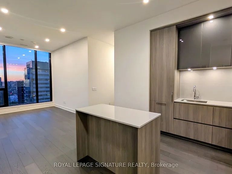 15 Mercer St #4104 — Photo 1