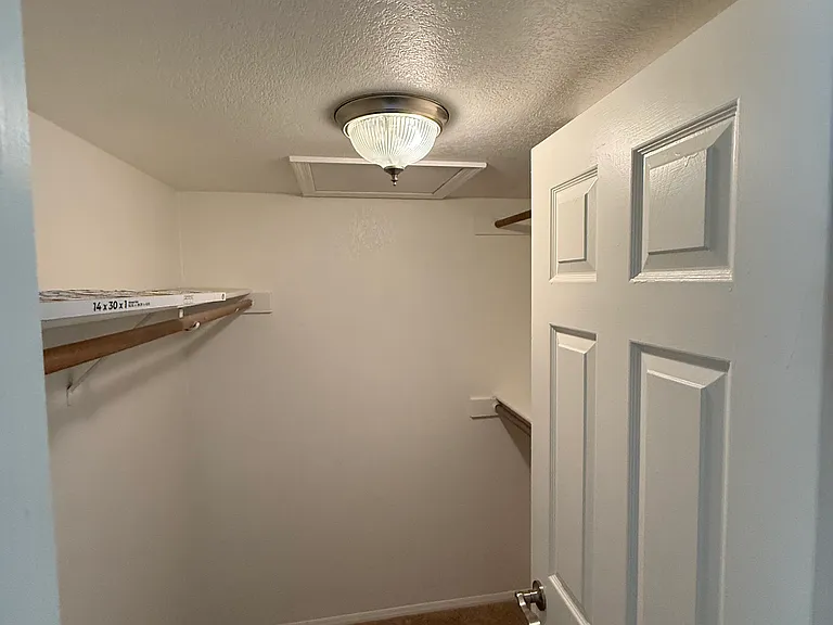170 E Guadalupe Rd #10 — Photo 10