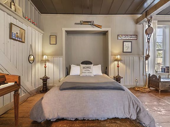 81st image of this home