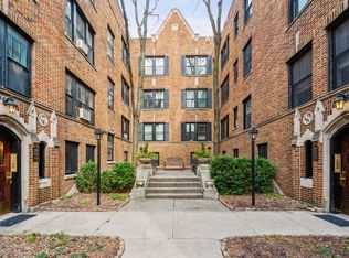1102 W Montana St APT 1, Chicago, IL 60614