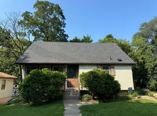 2719 8th Ave E, North Saint Paul, MN 55109