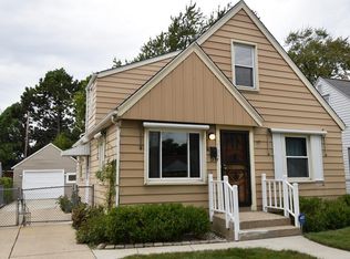 2709 N 63rd St, Milwaukee, WI 53210