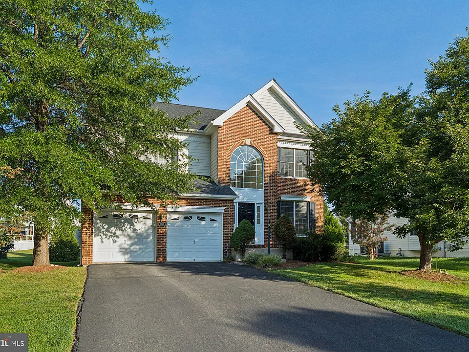22817 Nichols Farm Way