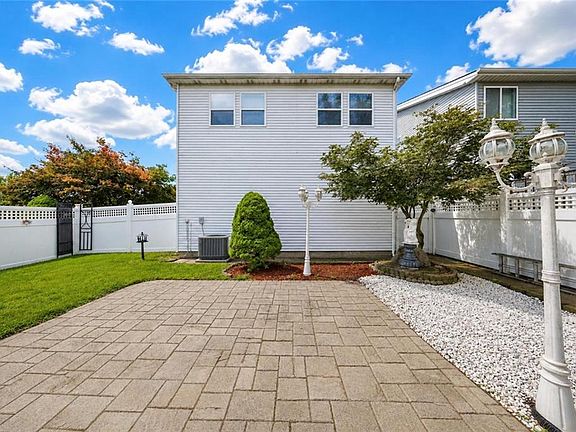 5th image of 556 Winant Ave
