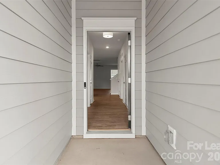 3627 Whitney Way — Photo 2