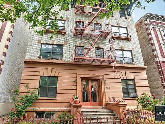 5th image of 823 Prospect Pl APT 3A