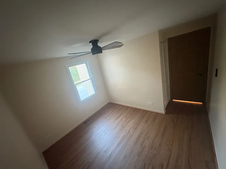 1135 Williamsburg Rd — Photo 12