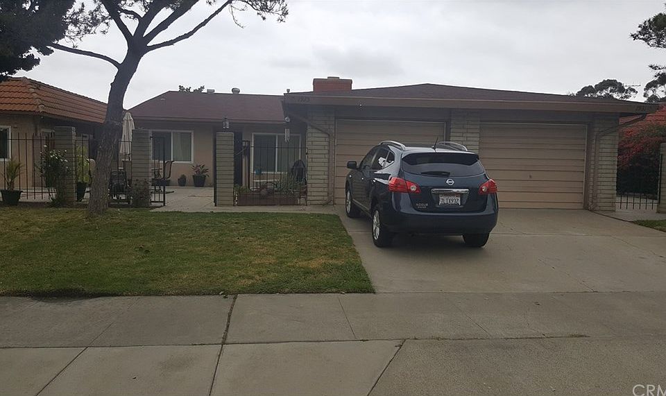 1st image of 1931 E Stearns Ave