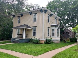 619 Division St, Mukwonago, WI 53149