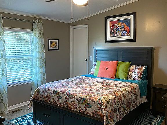 Guest Bedroom 1