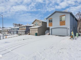 20591 Mountain Vista Dr, Eagle River, AK 99577
