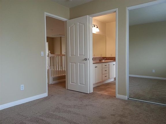 3rd image of 40397 Saddlebrook St