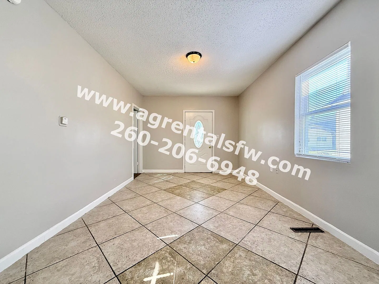 3 Bedroom House — Photo 3
