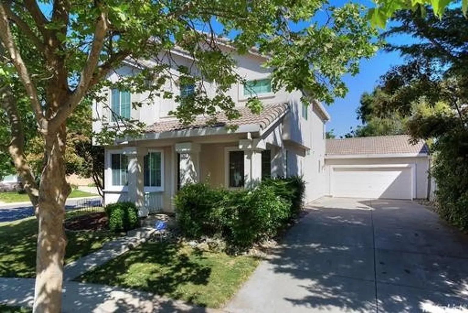 2821 Babson Dr photo 1