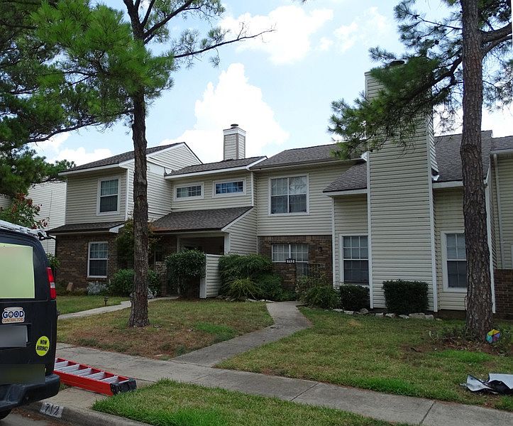 2nd image of 712 Creekwood Dr