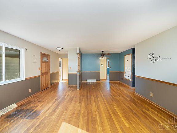 3rd image of 512 Magie Ave