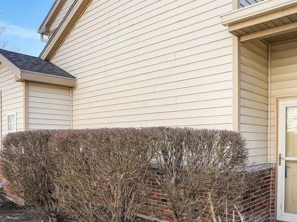 3747 Thornhill Cir #3747, Champaign, IL 61822
