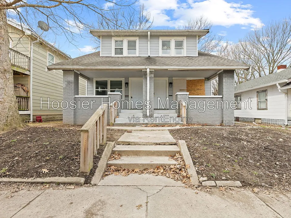 822 N Bradley Ave #822