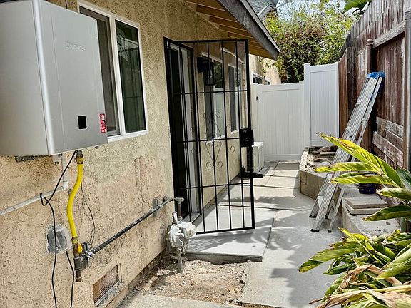 2nd image of 1185 Zircon St Unit 1