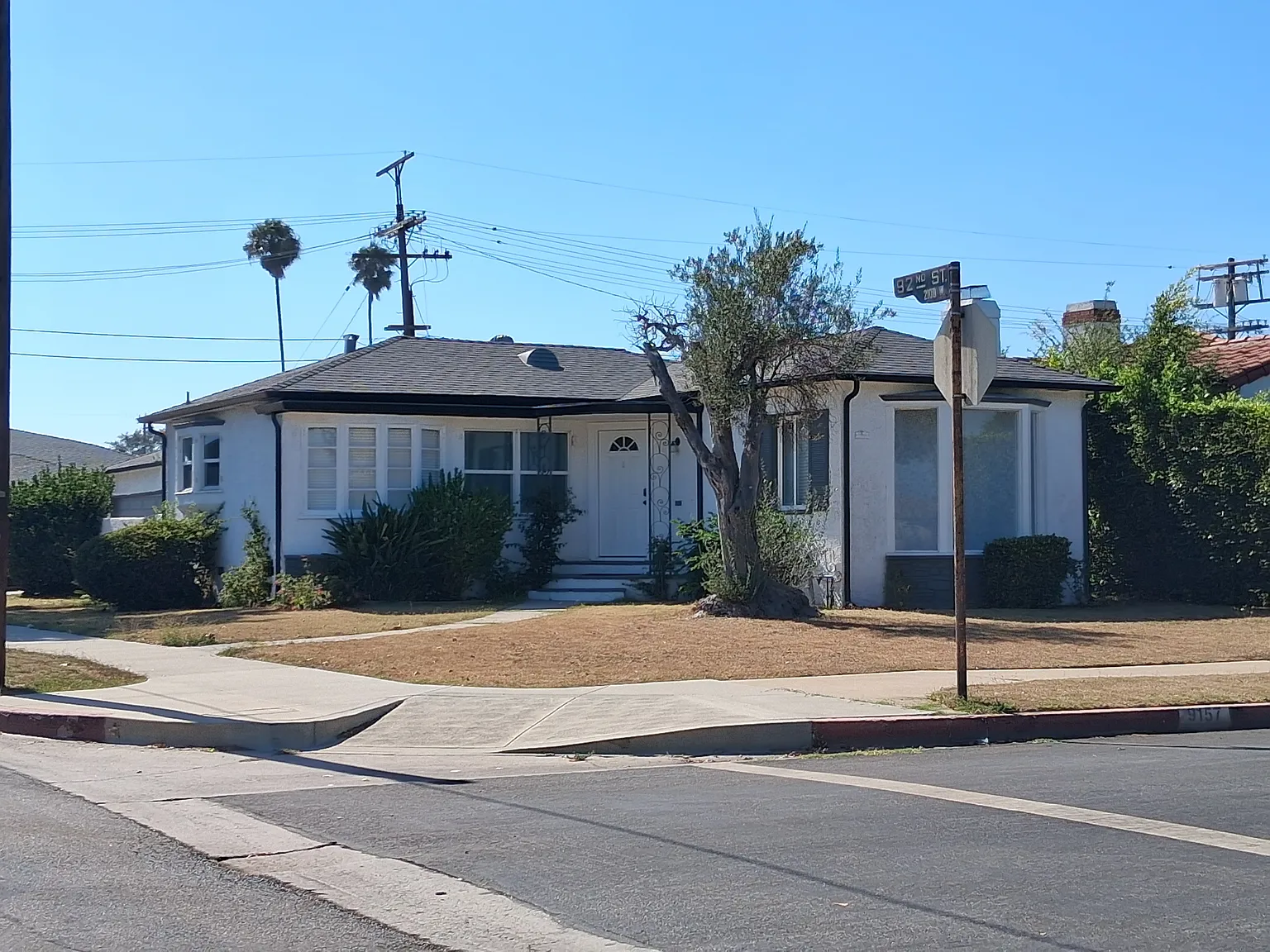 2 bed, 1227 sqft, $3,300 — Photo 1