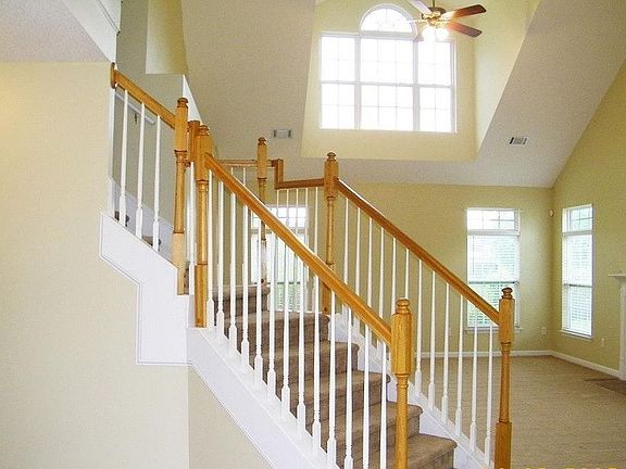 Home entrance stairs