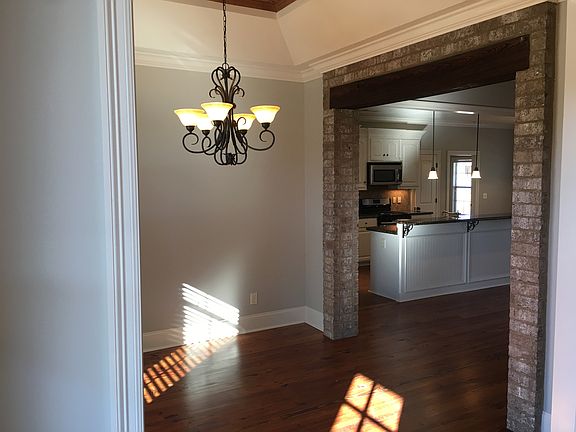 2nd image of 133 Stillhouse Creek Dr