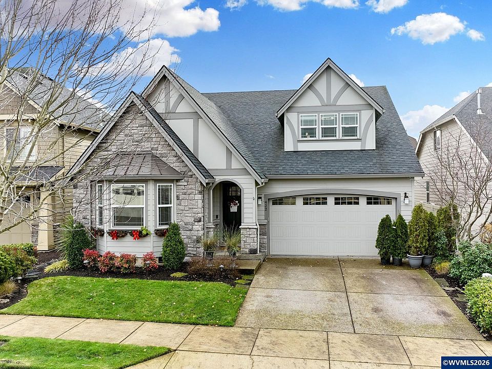 1st image of 422 Turnberry Ave