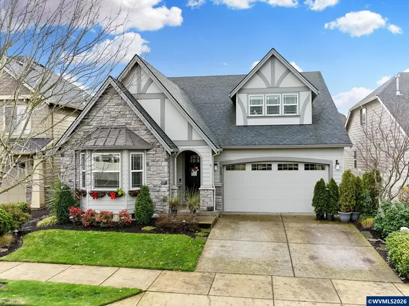 422 Turnberry Ave, Woodburn, OR 97071