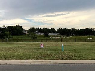105 Chama Dr, Boerne, TX 78006