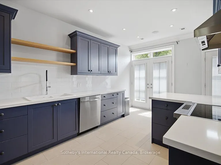 339 Randall St — Photo 14