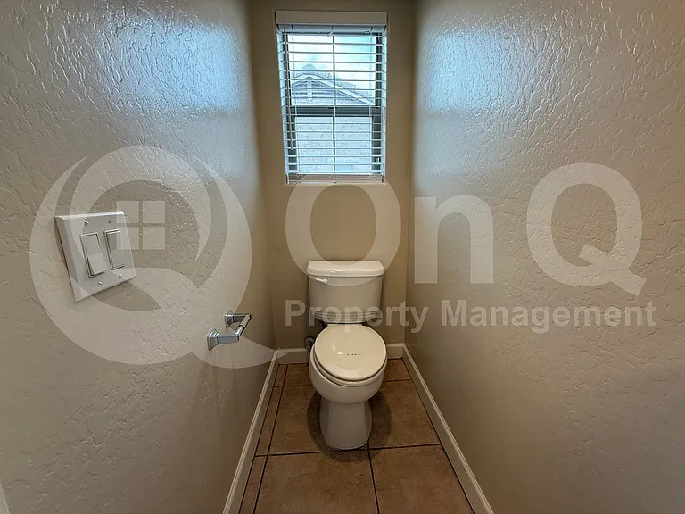 8440 W Lewis Ave — Photo 19