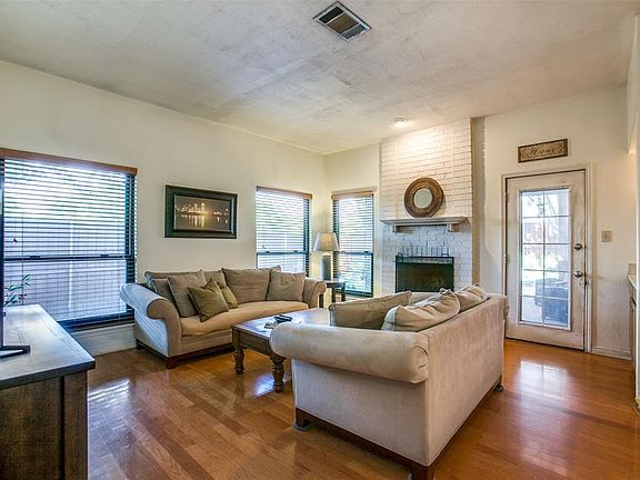 4th image of 2701 Garden Springs Dr