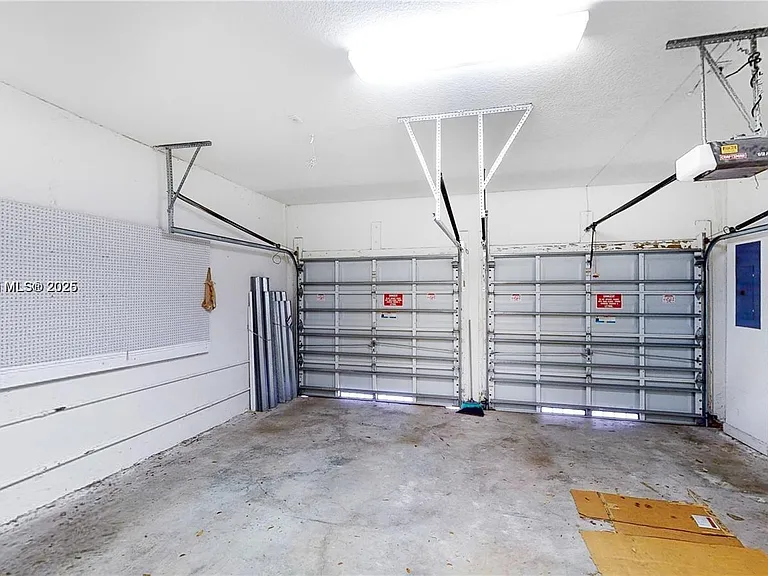 12281 SW 121st Ter — Photo 36