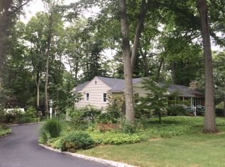 38 Oak Ridge Rd, Bernardsville, NJ 07924