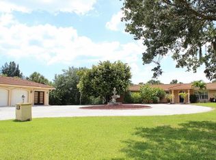 500 Alligator Dr, Venice, FL 34293