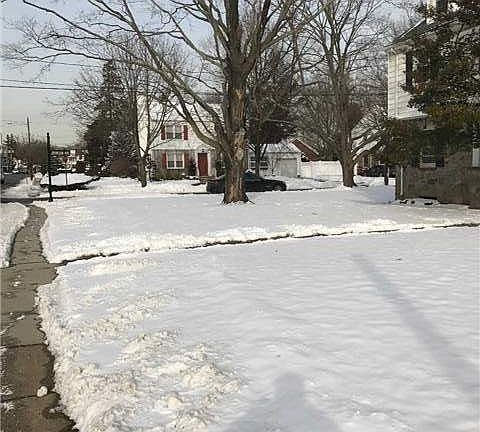 3rd image of 180 Hempstead Ave