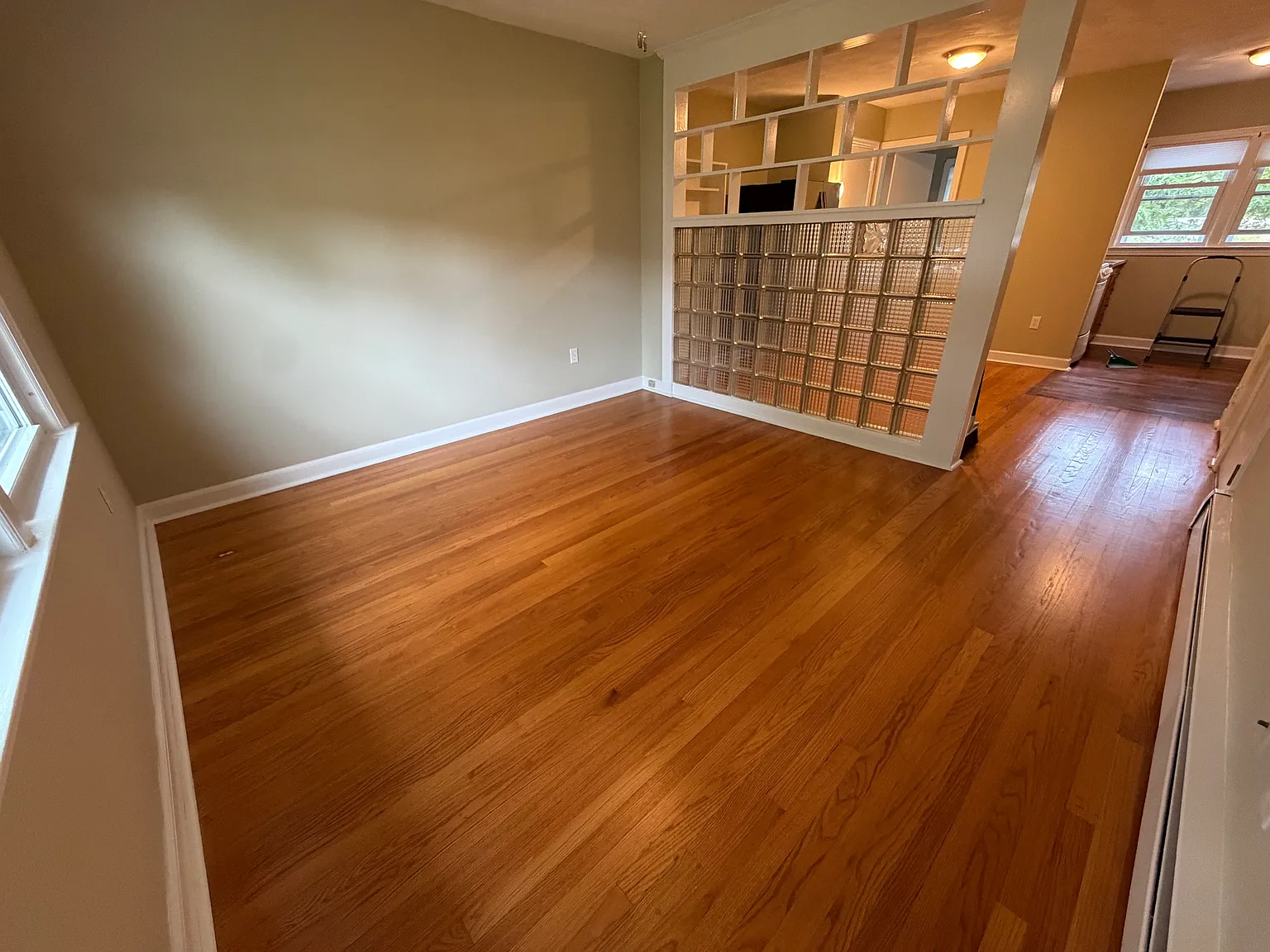 Studio, 275 sqft, $1,000 — Photo 2