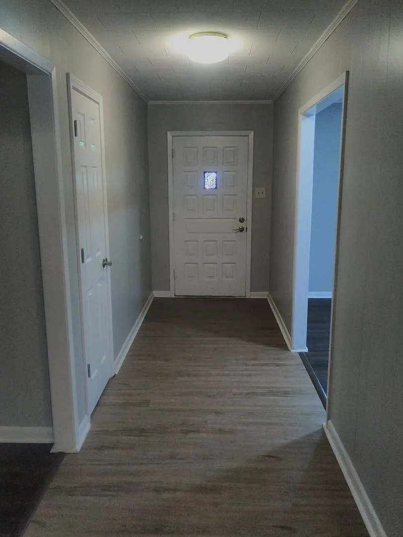 110 Nolan ST. — Photo 4