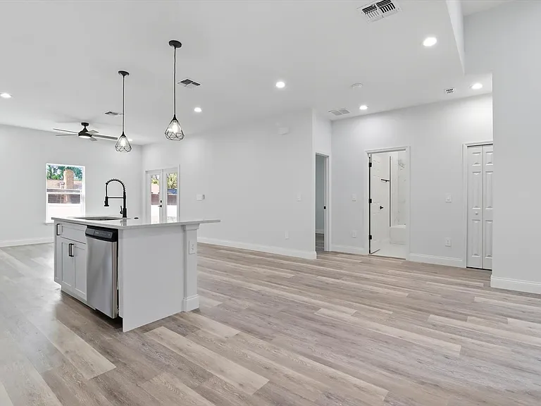 6730 E Crimson Ln — Photo 9