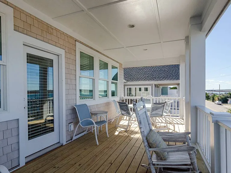 216 S Lumina Ave #B — Photo 15