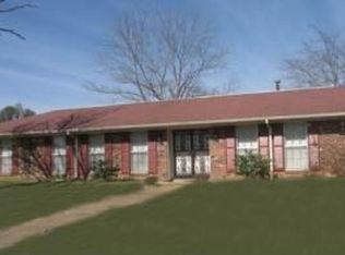 2506 Stonewall Cir, Tupelo, MS 38801