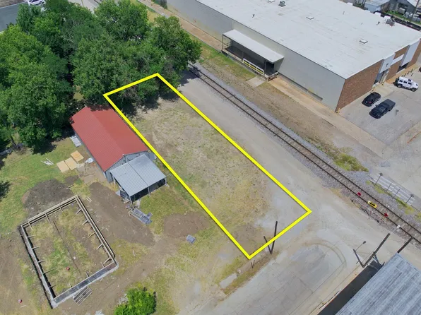 730 E Boston St, Wichita, KS 67211