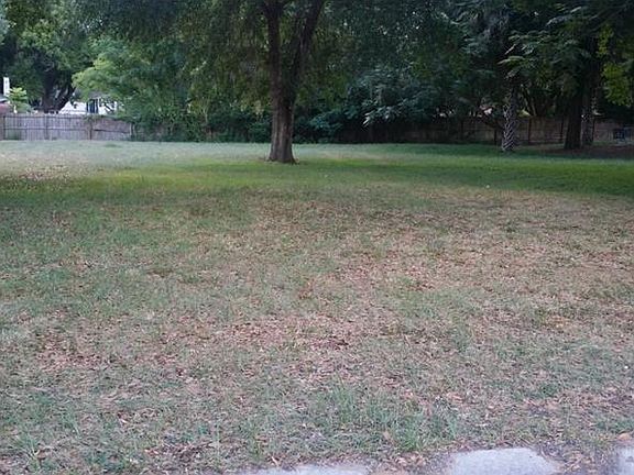 3rd image of 726 Butch Cassidy Ln