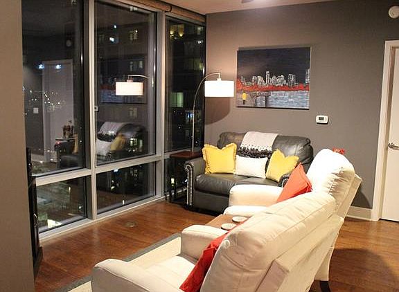 4th image of 300 Bowie St APT 1907