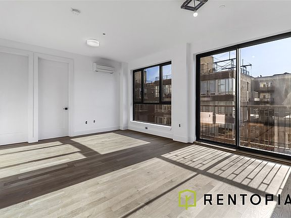 2nd image of 494 Manhattan Ave APT 6A