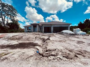 912 Panda Rd, Venice, FL 34293