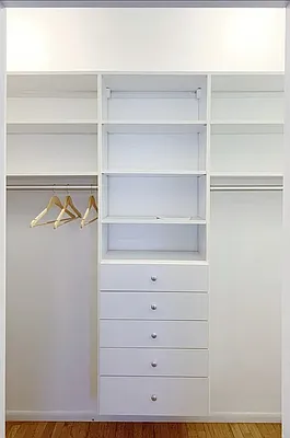 Rented by Ozymandius Realty | media 29