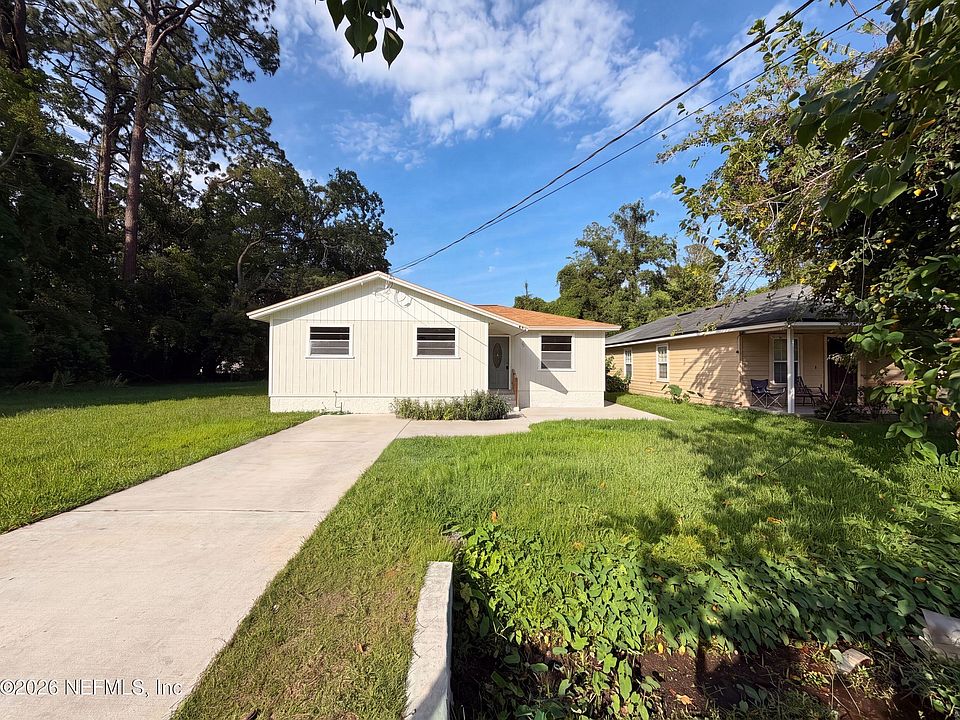 1st image of 8943 3RD Avenue