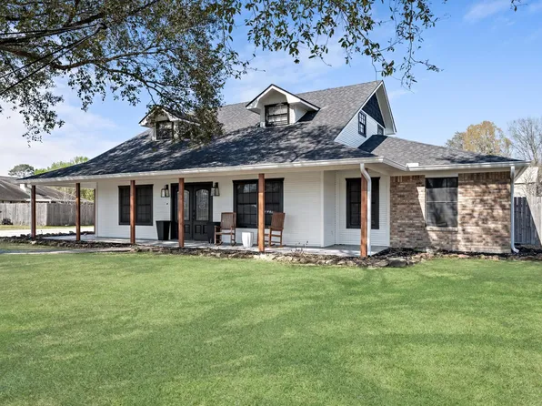 1324 Camellia St, Bridge City, TX 77611