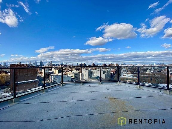 5th image of 1134 Fulton St #522